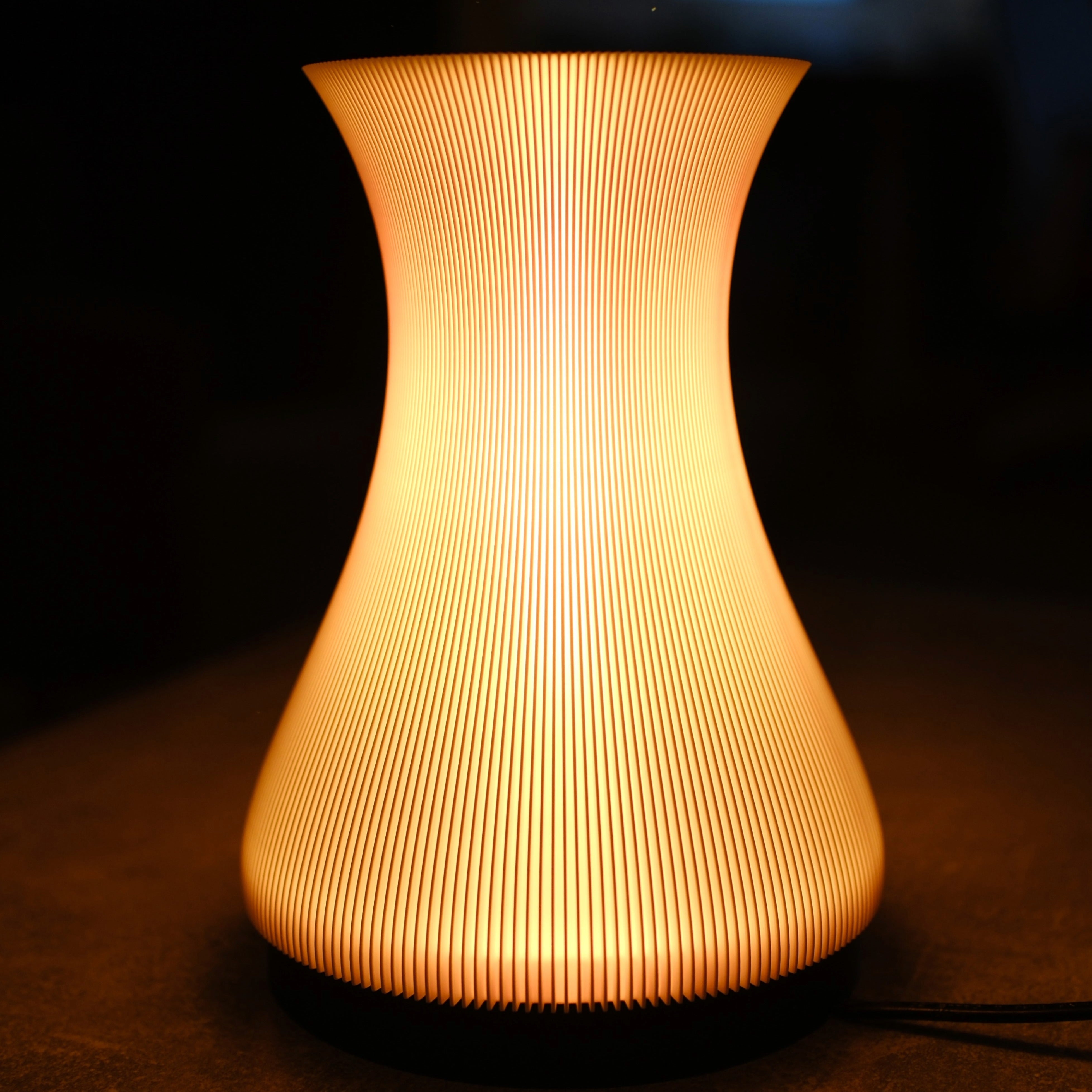 Lumora Lamp